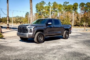 Toyota Tundra 2022, ligeramente usada, en perfecto estado y muy limpia - Product Image 4