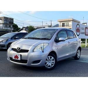 Utilisé pour Vitz (Yaris) 2010, conduite à droite, essence, sièges en cuir, 5 places - Product Image 1