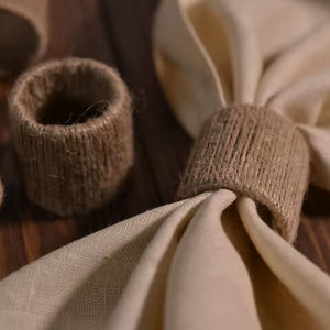 Rond de serviette en bois avec finition combinée et forme de meilleure qualité pour la décoration de restaurant et de fête d'hôtel à la maison - Product Image 1