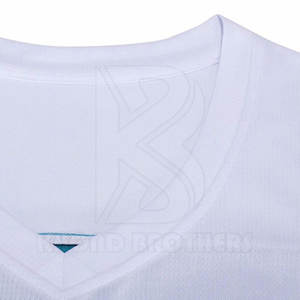 Vêtements de sport respirants grande taille personnalisés fabriqués au Pakistan pour hommes ensembles d'uniformes de basket-ball d'été à bas prix - Product Image 4