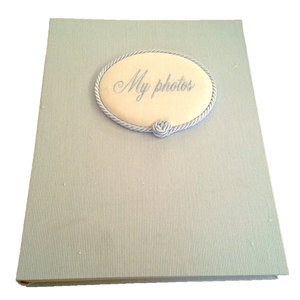 Album Fotografico in Lino Azzurro con Pagine Autoadesive, Copertina in Tessuto di Alta Qualità, Logo Personalizzato in Rilievo - Product Image 1