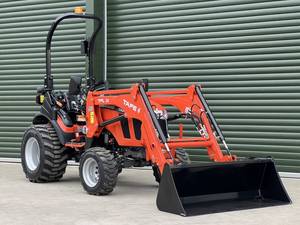 Livraison gratuite Tracteur agricole compact 4x4 25 CV + chargeur frontal TFL28, moteur diesel 3 cylindres, capacité de levage 739 kg, transmission 9F+3R - Product Image 6