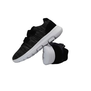 Zapatillas Deportivas de Punto Negras para Hombre, Ligeras, Cómodas y de Alta Calidad, con Suela de Goma Blanca Flexible, Zapatos Casuales para Caminar - Product Image 1