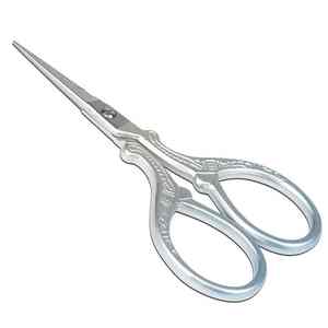 Vente en gros Nouveau design personnalisé HEXA CARE Ciseaux durables de 3.5 pouces Ciseaux fantaisie de meilleure qualité Bord lisse en acier inoxydable - Product Image 3