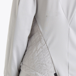 Veste de football souple rétro à bloc de couleur avec fermeture éclair personnalisée veste de survêtement légère vierge pour hommes coupe-vent doublure en maille Ronpex - Product Image 6