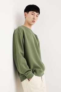 Haut à épaules tombantes vert pistache pour homme 100% coton col côtelé personnalisable coupe ample pour l'hiver de haute qualité - Product Image 5