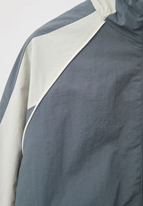 Chaqueta cortavientos con cremallera personalizada, ropa deportiva impermeable para exteriores, chaqueta cortavientos de invierno informal con capucha para hombre - Product Image 3