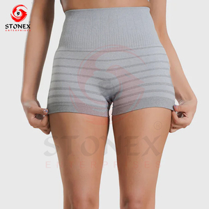 Pantalones cortos de gimnasio para mujer con logotipo personalizado de colores personalizados, pantalones cortos de gimnasio sin costuras para entrenamiento físico para mujer - Product Image 1
