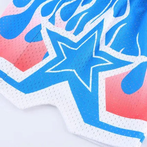 Shorts de basket-ball personnalisés pour hommes, imprimés par sublimation, en mesh respirant, pour entraînement sportif et gym - Product Image 2