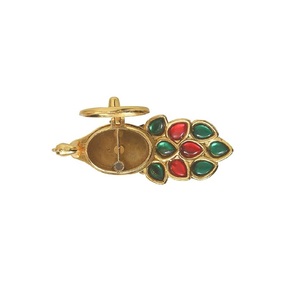 Diseñador de metal Peacock Kumkum Sindoor Dabbi Bharani: Brass Puja Roli Chawal Holder-Acento Pooja tradicional - Product Image 1