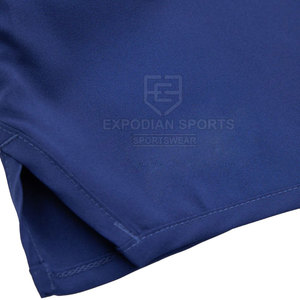 Short MMA décontracté solide et durable pour hommes avec taille élastique et fentes latérales à séchage rapide pour les séances d'entraînement et de combat - Product Image 6