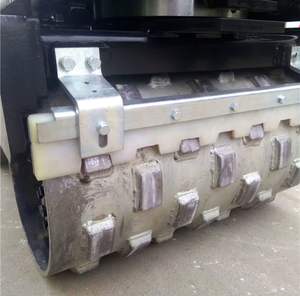 Mini Rodillo Compactador Hidráulico Diésel con Motor Deutz de 3.5-5 Toneladas, Tambor Vibratorio Simple, Potencia de 60KW, Bajo Costo de Mantenimiento - Product Image 3