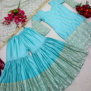 Diseñador Party Wear Top-Sarara Con Dupatta Con Bordado Trabajo - Product Image 1