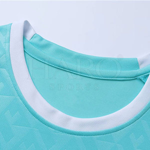 Conjunto de camisetas y pantalones cortos de fútbol transpirables con cintura elástica, ajuste cómodo, adecuado para partidos competitivos - Product Image 3