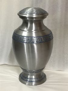 Urnas de latón de calidad superior Urnas de cremación de latón con acabado dorado brillante hechas a mano a precio mayorista barato - Product Image 6