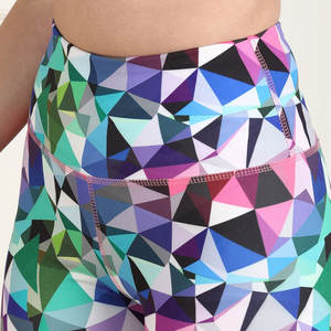 Leggings de yoga personnalisés OEM pour femmes, grande taille, séchage rapide, antibactérien, respirant, nouveau design, style décontracté, sublimation - Product Image 5