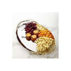 Plateau de service alimentaire en acier inoxydable avec poignée en aluminium Plateau de service de collations aux dates de la meilleure qualité à vendre - Product Image 1