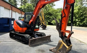 รถขุดขนาดเล็ก Kubota KX040-5 ราคาประหยัด ทนทาน กะทัดรัด เหมาะสำหรับงานก่อสร้าง จัดสวน ทำฟาร์ม และงานดินทั่วไป - Product Image 2
