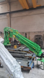 Grúa de cubierta marina con pluma para nudillos de 6 toneladas, grúa hidráulica para embarcaciones, construcción ligera de alta calidad Puma - Product Image 5