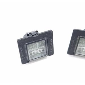 LUZ DE MATRÍCULA MERCEDES Clase C Cabrio W205 A0999068400 (16>) - Product Image 5
