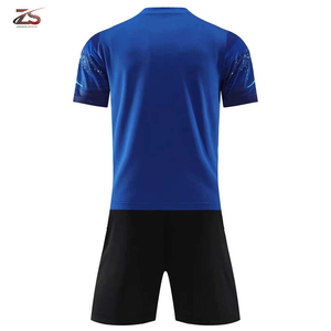 Uniforme de football de haute qualité vêtements de sport match porter uniforme de football Pakistan fabriqué au Pakistan - Product Image 5