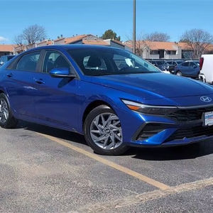 Usado 2024 H * yundai Elantra SEL - Product Image 1