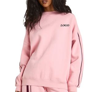 Sweat-shirt surdimensionné à rayures double face de haute qualité pour femmes, pour les acheteurs en gros, avec conception de logo personnalisé et manches longues pour l'hiver - Product Image 1