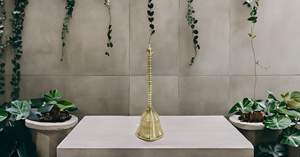 Campana de mano de madera de latón, accesorio de instrumento Musical Poojan indio tradicional de 7,5 pulgadas para curar, adorar a Dios, ídolo en casa - Product Image 3