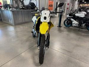 Vente rapide pour les Suzuki <span class=keywords><strong>DR</strong></span>-Z 4S+ 2024-2026, nouvelle moto tout-terrain double usage - Product Image 2