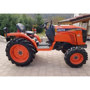 Mini tracteur Kubota A211N 4X4 Drive à haute productivité pour l'agriculture, nouvel état 4WD, exportateur indien Autriche - Product Image 1