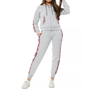 Survêtement populaire de l'équipe nationale de football/football pour femmes à prix raisonnable Vente en gros de haute qualité avec fermeture éclair pour filles Costumes - Product Image 4