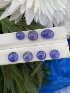 Increíble mezcla de tanzanita natural Lote de piedras de cabujones con buen color y brillo Calidad Zoisita natural Piedra preciosa suelta 33,78 quilates - Product Image 3