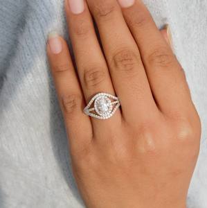 Elegante anillo de moissanita de plata delicada, elegante ovalada y ajuste de punta redonda, regalo de aniversario perfecto, joyería - Product Image 4