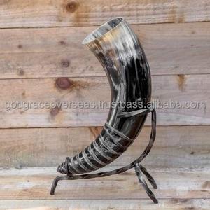 Mug en corne viking gravé personnalisé tendance, écologique, fait à la main, en corne naturelle, tasse à bière, cadeau d'affaires, vente en gros - Product Image 4