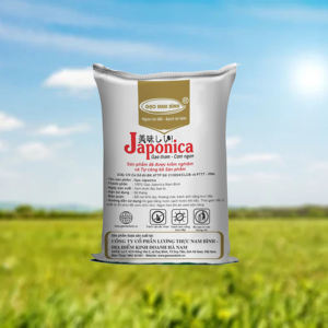 Sacs en plastique tissés de stockage de compost écologique protégé par l'exportation du Vietnam Emballage de farine de riz PP recyclable avec impression flexo - Product Image 2