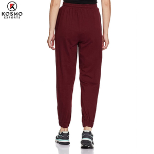 กางเกงวอร์มเอวกลางของผู้หญิงกางเกงลำลองแบบเชือกผูกเชือกผ้าไม่ทอพิมพ์ลายโลโก้ - Product Image 3