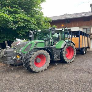 Vente en gros Fendt 700 Vario maintenant Achetez des tracteurs de qualité supérieure et une livraison rapide, idéaux pour les exploitations agricoles à haut rendement - Product Image 4