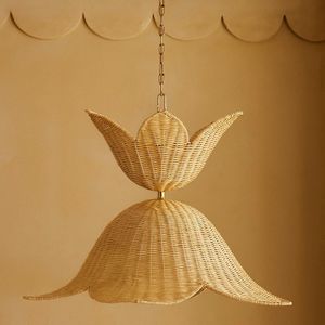 Suspension élégante en bambou avec éclairage dirigé Design harmonieux Décoration intérieure - Product Image 1