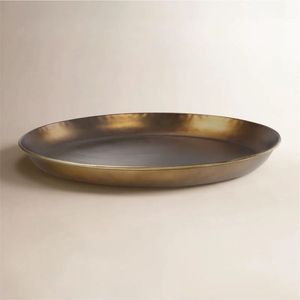 Bandeja Redonda de Aluminio Texturizado Hecha a Mano, Bandeja Decorativa de Metal Dorado con Asa Lateral, Plato Resistente para Hostelería y Catering - Product Image 6