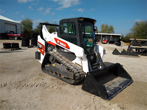 2020 Bobbcat T66 Mini Skid Steer Loader EPA Approved Diesel Engine Used Condition Bucket Attachment Included Construction - Product Image 4