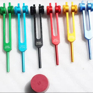 ชุดส้อมจูนจักระเพื่อการบำบัด 7 จักระ และ 1 จักระแห่งวิสัยทัศน์  แบบถ่วงน้ำหนัก สีสันสดใส - Product Image 1