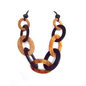 Collar en capas de cuerno de búfalo personalizable Colgante de cuerno de buey clásico para trajes elegantes - Product Image 5