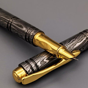 Bolígrafo de Acero de Damasco de Lujo con Agarre Cómodo para Uso Diario en la Oficina y Profesional - Product Image 4