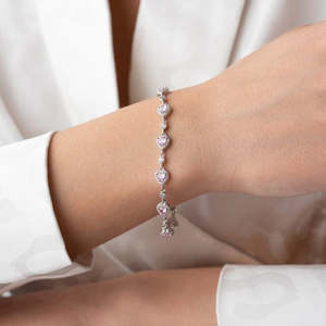 NOVAMART Fine Chic <b>Silver</b> Pink Heart <b>Charm</b> <b>Bracelet</b> Wholesale Export - Product Image 1