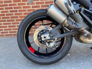 2021 Ducati Monster 1000 Gut aussehende gebrauchte Sportmotorräder zum Verkauf - Product Image 3
