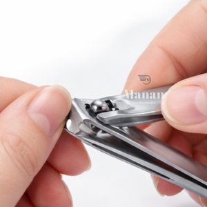 Coupe-ongles professionnel en acier inoxydable de haute qualité, bord incurvé et tranchant, design durable pour la coupe des ongles des doigts, manucure et pédicure - Product Image 3