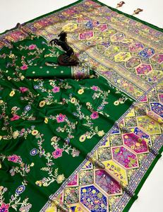 Sari de Seda Pashmina para Mujer con Tejido Meenakari Zari en Toda la Prenda y el Borde, con un Pallu Meenakari Tejido de Alta Calidad - Product Image 6