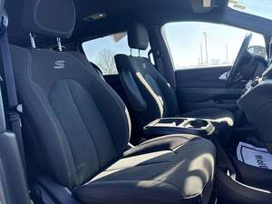 EN PERFECTAS CONDICIONES, CHRYSLER PACIFICA HYBRID TOURING 2021, TRACCIÓN DELANTERA, TRANSMISIÓN AUTOMÁTICA, ASIENTOS DE CUERO - Product Image 3