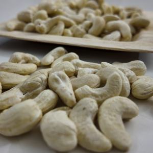 Noix de cajou d'Afrique de qualité supérieure, fraîches, grade W240, avec certification biologique USDA/UE pour la transformation alimentaire - Product Image 4