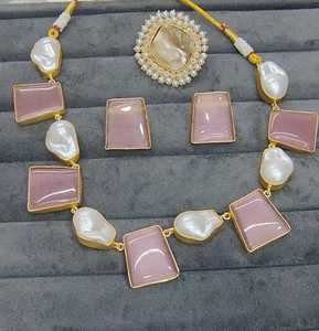 Collares de compromiso de boda de estilo étnico de Bollywood chapados en oro para mujer AD CZ Victoria Set Zircon Number Shape Strand Chains - Product Image 4